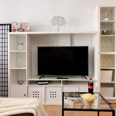 מאלגה Sea & Wave Adela Boutique Apartment מראה חיצוני תמונה