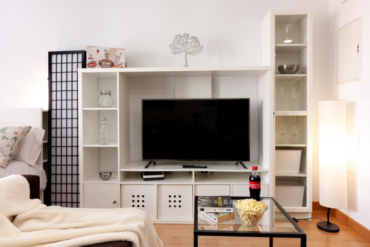 מאלגה Sea & Wave Adela Boutique Apartment מראה חיצוני תמונה