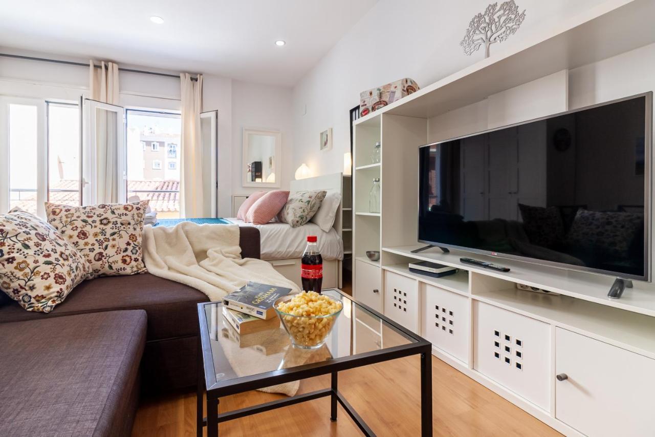 מאלגה Sea & Wave Adela Boutique Apartment מראה חיצוני תמונה
